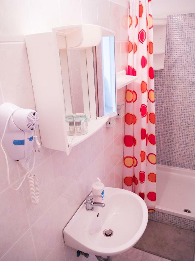 Apartments Boki Đảo Pag Ngoại thất bức ảnh
